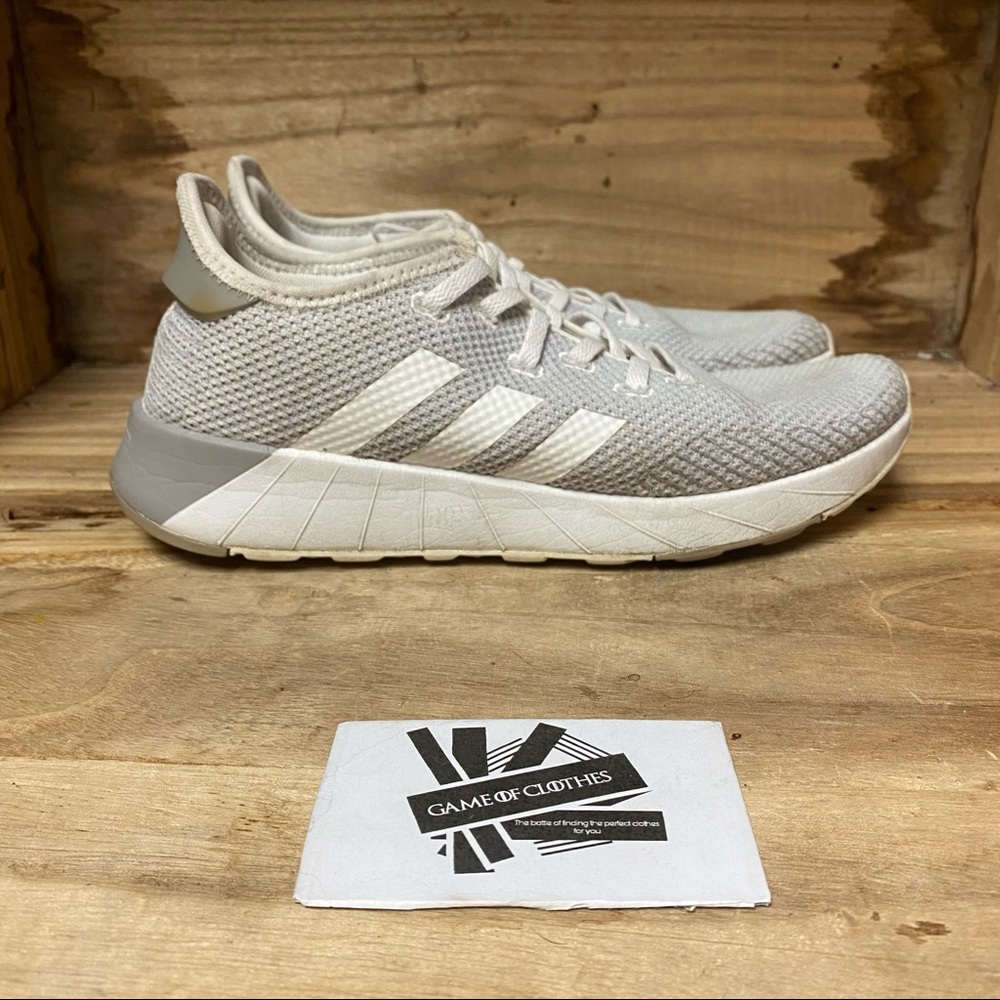 Adidas Questar Flow Nxt white grey sneakers